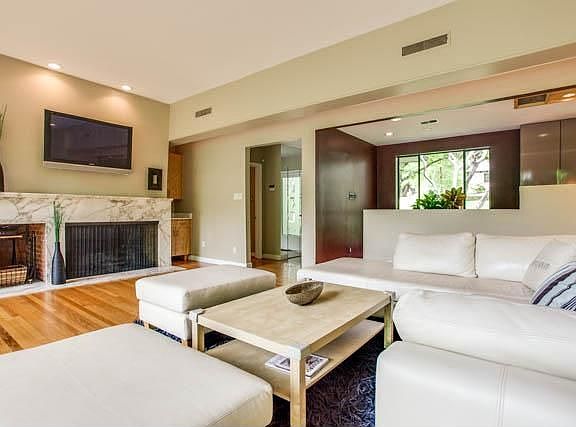 5th image of 7027 Delrose Dr