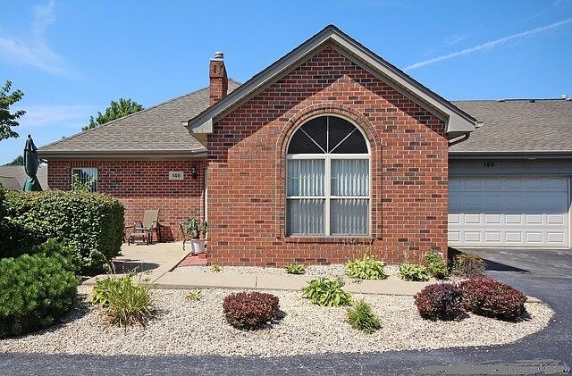 1st image of 103 162nd Ave #3C