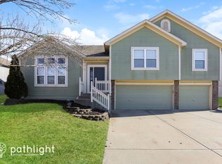 731 Chelsea Ct, Raymore, MO 64083