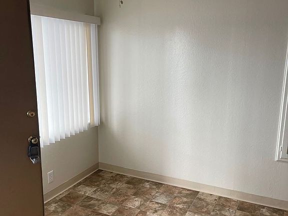 3rd image of 2550 35th Ave #I