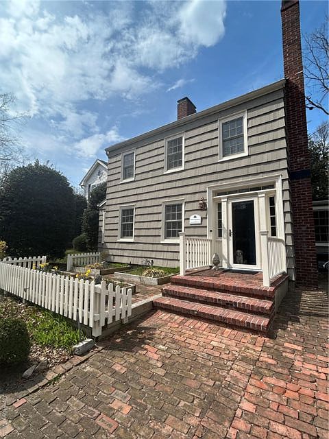 1st image of 225 Christian Ave