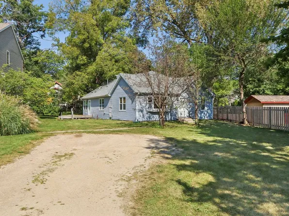 613 Clear Spring Ct, Monona, WI 53716