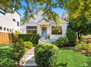 210 29th Ave E, Seattle, WA 98112