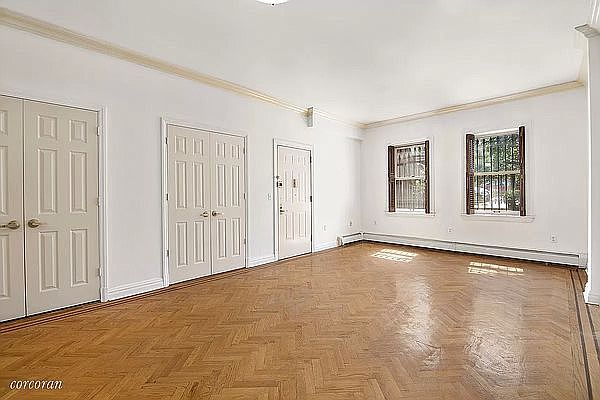 1st image of 4 Mount Morris Park W APT 4A