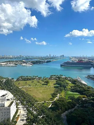 1040 Biscayne Blvd #3003 Photo 1