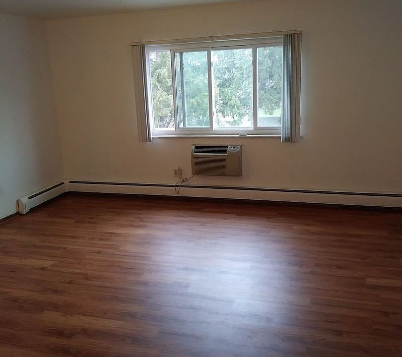 1st image of 150 E Dekora St APT 210