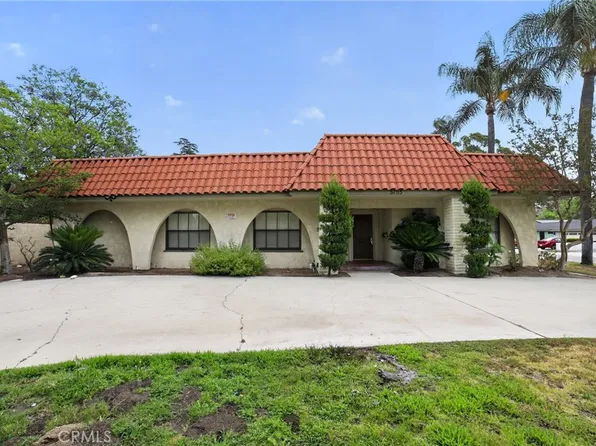 3105 Pepper Tree Ln, San Bernardino, CA 92404