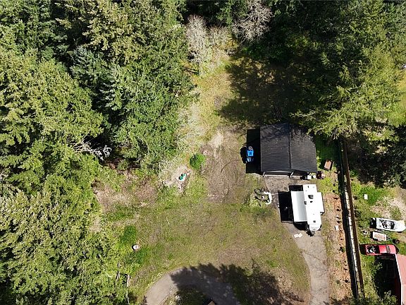 2nd image of 11116 Skagit Drive SE