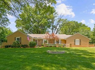 10310 Sagamore Ln, Leawood, KS 66206