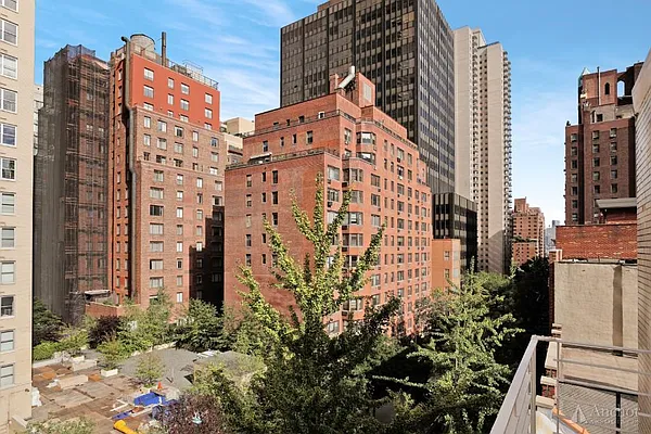 Rented by Anchor Associates | media 15