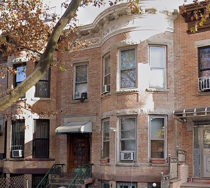 2nd image of 655 54th St