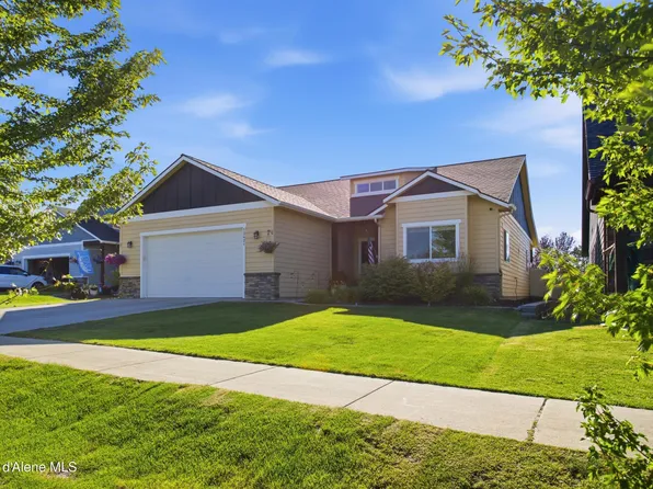13421 N Shimmering Ct, Rathdrum, ID 83858