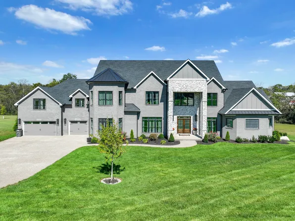 617 Coles Ferry Rd, Gallatin, TN 37066