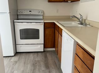 1019 Civic Center Dr #D, Rohnert Park, CA 94928