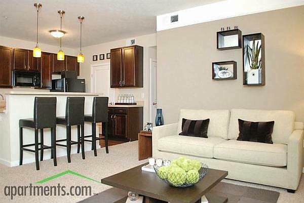 Open floorplan, great for entertaining