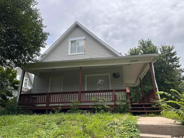 4735 S 17th St, Omaha, NE 68107