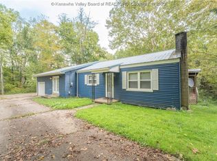 486 Poca River Rd, Charleston, WV 25312
