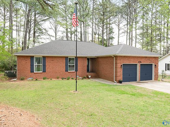 2nd image of 108 Stavemill Cir