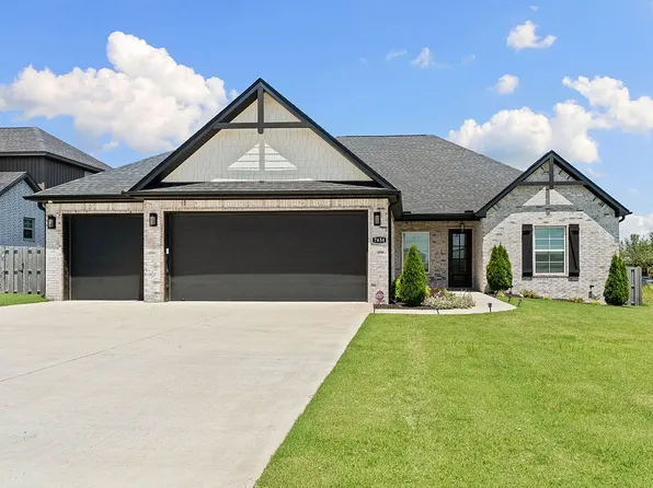 7634 Via Roma Ave, Springdale, AR 72762