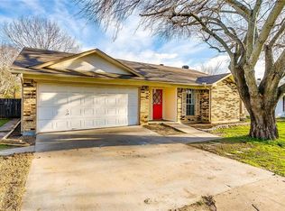 1508 Timberline Dr, Benbrook, TX 76126