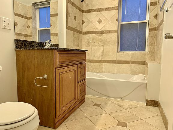 5th image of 5861 N Glenwood Ave APT 1N