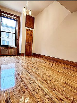 3rd image of 338 W 88th St APT 3B
