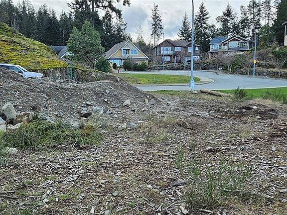 5th image of 156 Hawk Point Rd