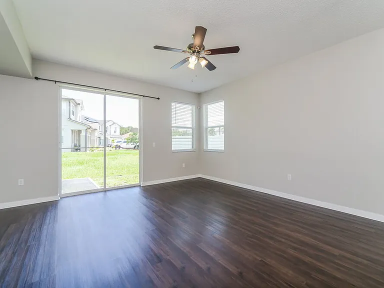 917 Anchorage Ln — Photo 9