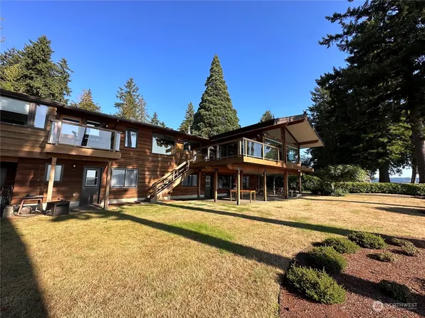 7390 Chico Way NE, Bremerton, WA 98312