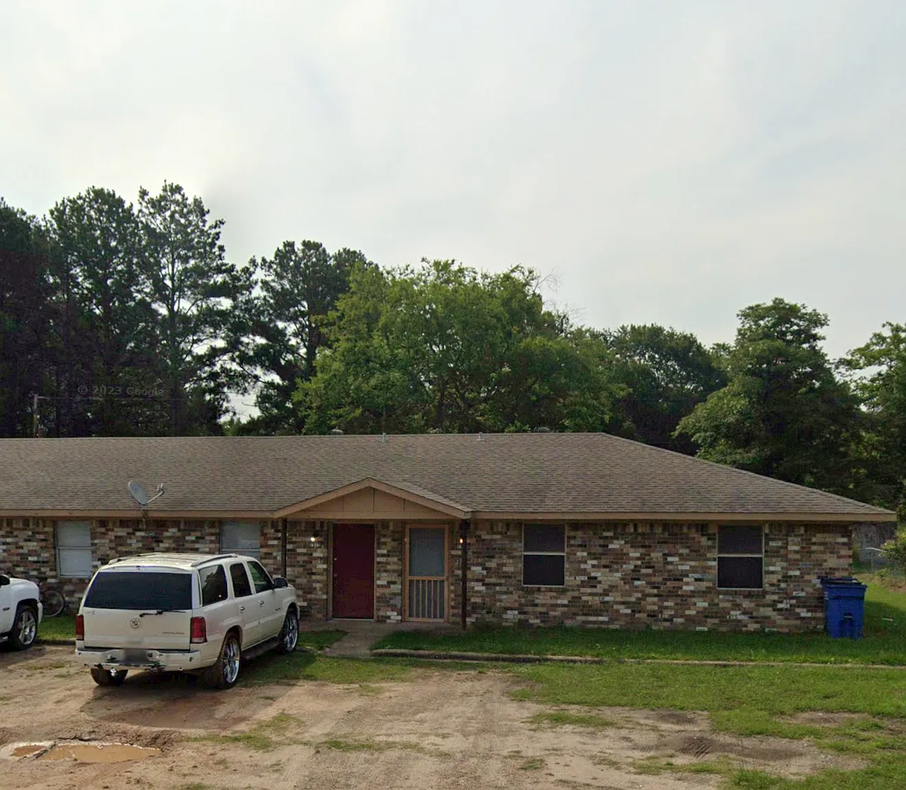 2 bed, 900 sqft, $1,095 — Photo 1