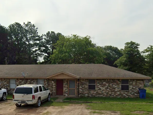 1512 N Spring St, Grand Saline, TX 75140
