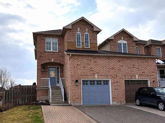 2nd image of 60 Ridwell St