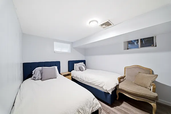 Bedroom, photo 3