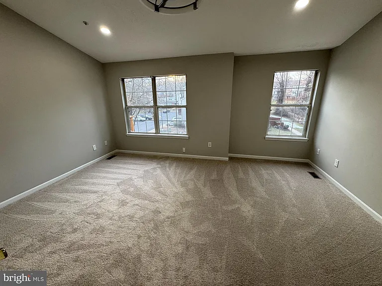 4641 Deepwood Ct #102C — Photo 10