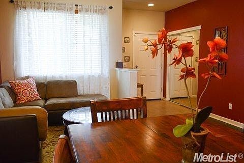 3rd image of 9126 Chianti Cir