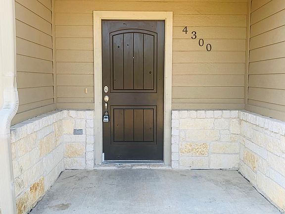 3rd image of 4300 Culpepper Dr