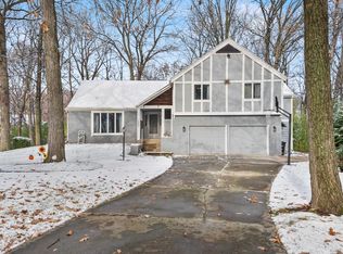 1555 Villa Park Dr, Oshkosh, WI 54904