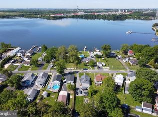 313 Riverside Dr, Baltimore, MD 21221