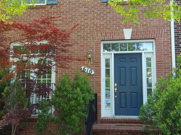 610 Garden View Sq, Rockville, MD 20850