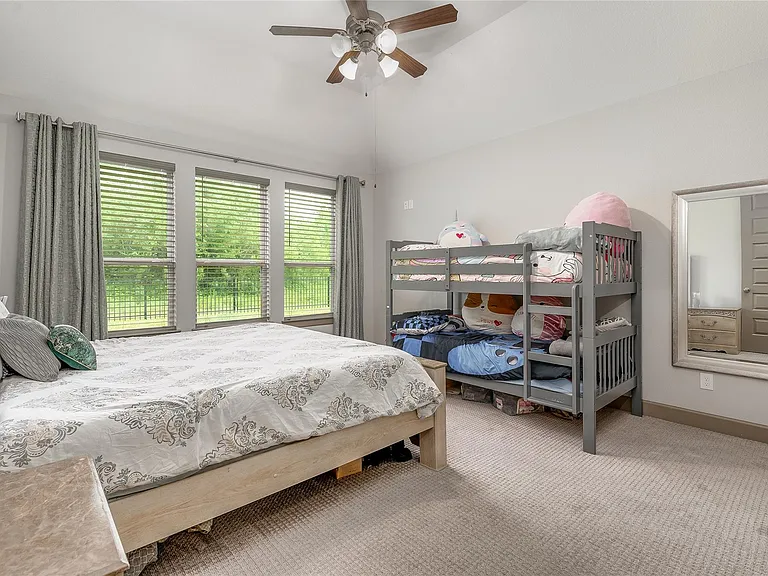 2236 Bayou Cove Ln — Photo 9