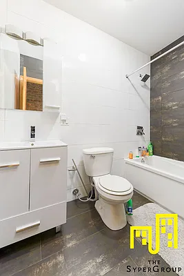 Rented by The Syper Group | media 13