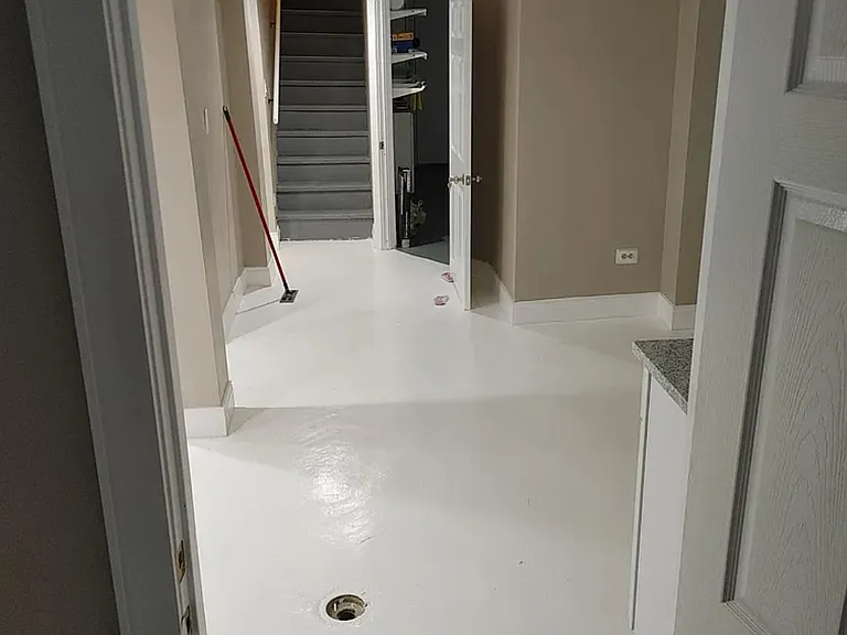 1729 N Melvina Ave #BASEMENT — Photo 13