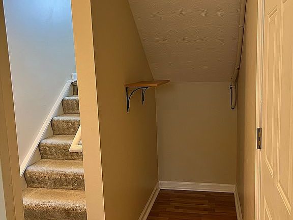 4th image of 1604 Brandtview Dr