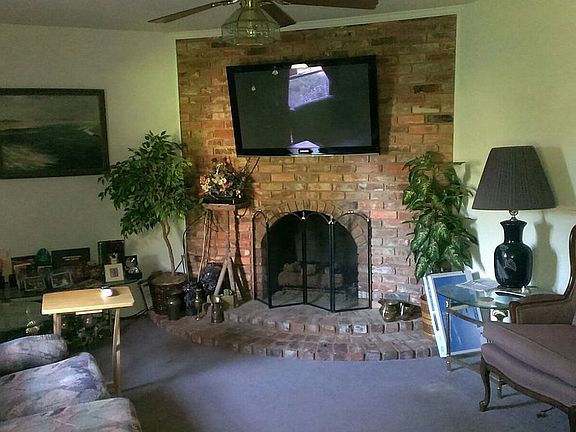 gas fireplace -  living room