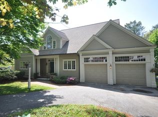 8 Patriots Dr, Lexington, MA 02420