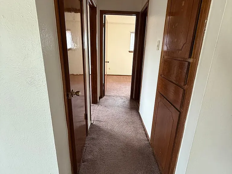 Fox Valley Apartments — Photo 30