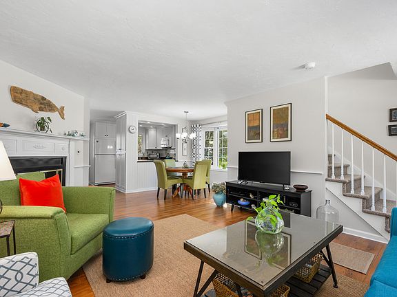 5th image of 88 Woodview Drive UNIT 88-H