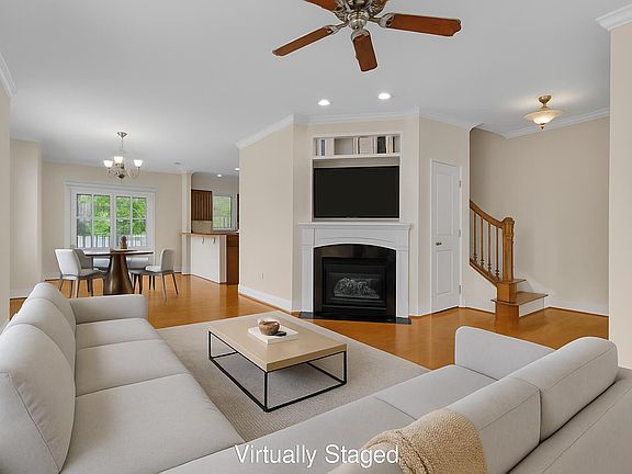 2nd image of 117 Finsbury St