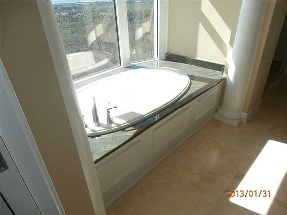 5th image of 408 Kelly Plantation Dr Unit 1610