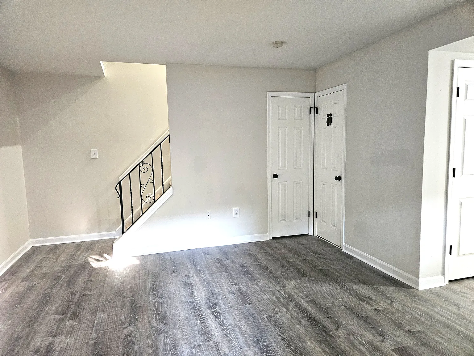 2404 Whitpain Hls — Photo 2